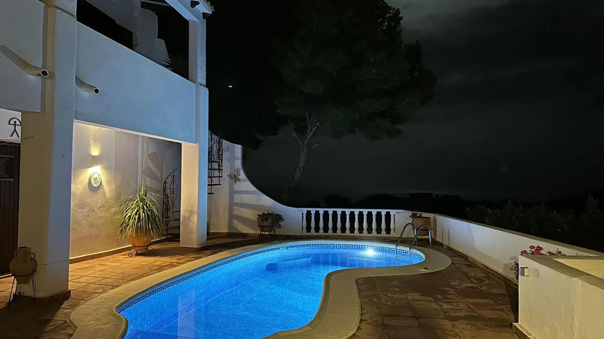 B&B Artevida Andalusia Nudist Holiday With Yoga And Massage 모야카