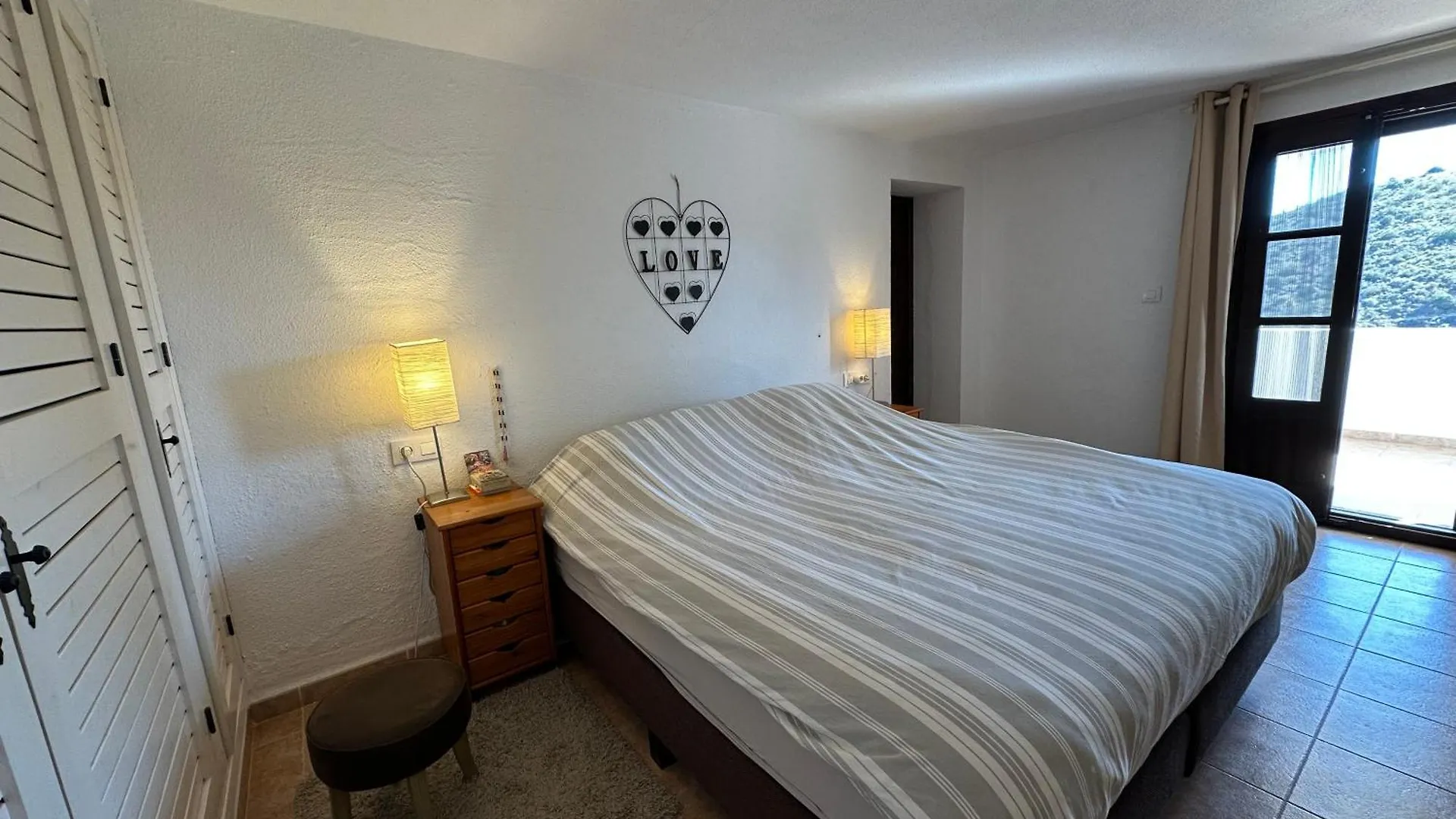B&B Artevida Andalusia Nudist Holiday With Yoga And Massage 모야카